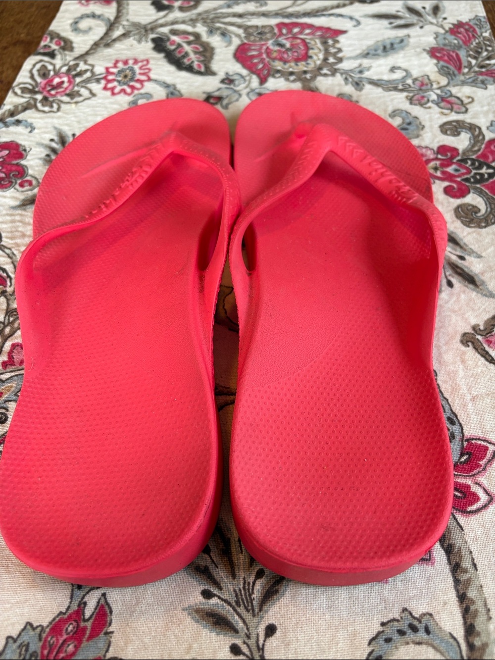 Archie’s  Coral Thong Flip Flops